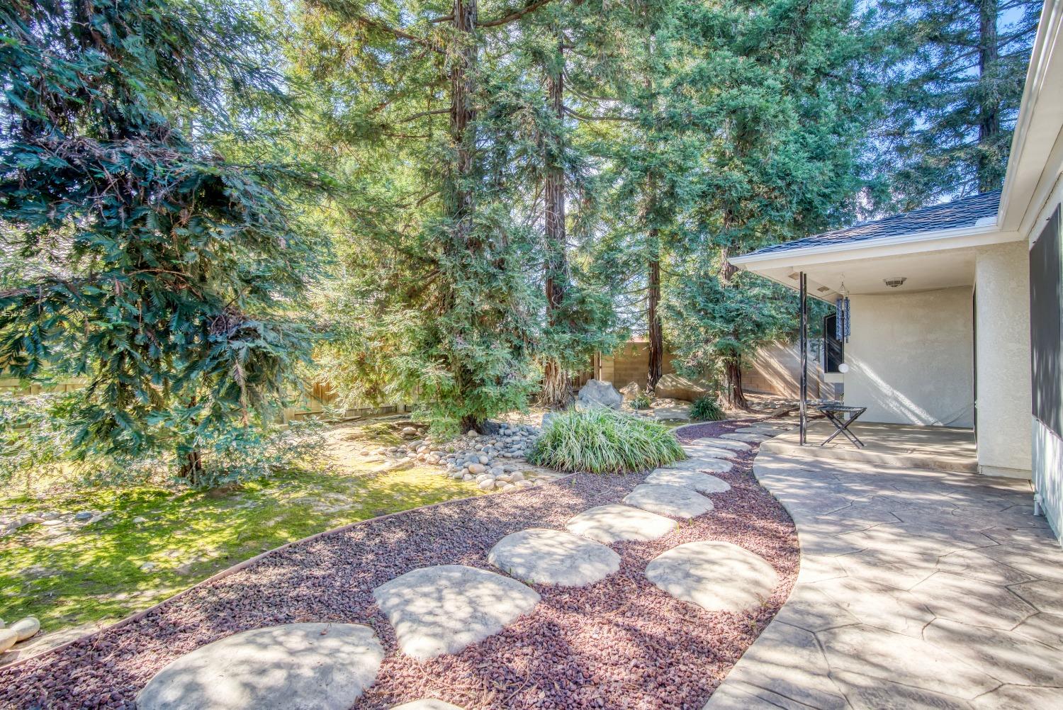 77 Post Avenue Sanger, CA 93657 - Photo 57 of 62