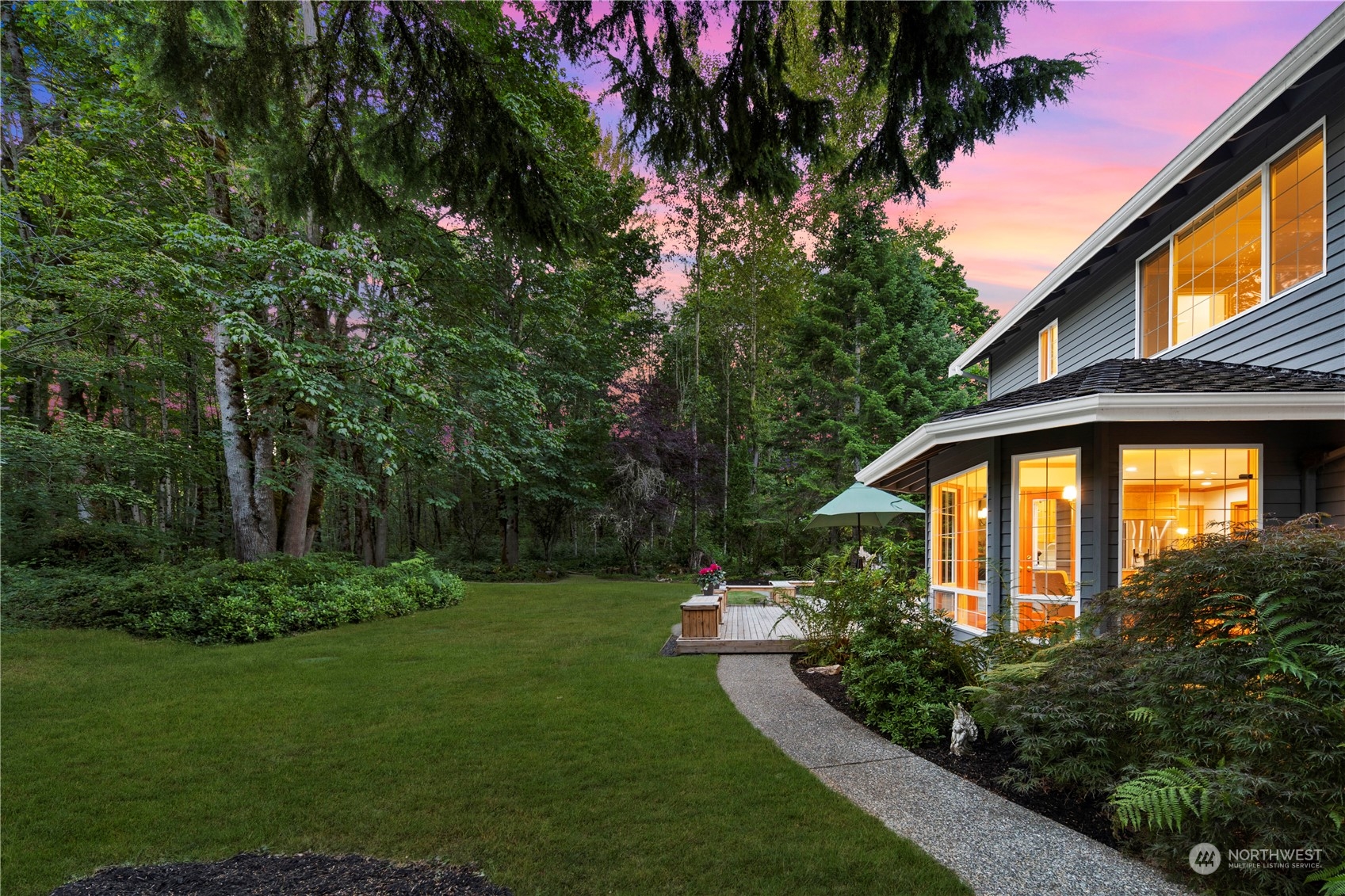 5381 242nd Place Northeast Redmond, WA 98053 - Photo 35 of 40 a backyard of a house with lots of green space