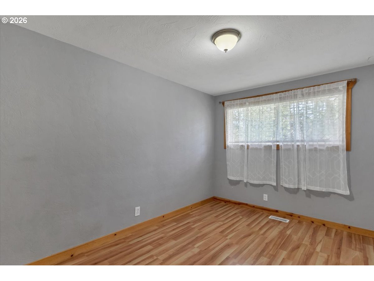 4335 Lone Oak Road Southeast Salem, OR 97302 - Photo 24 of 35