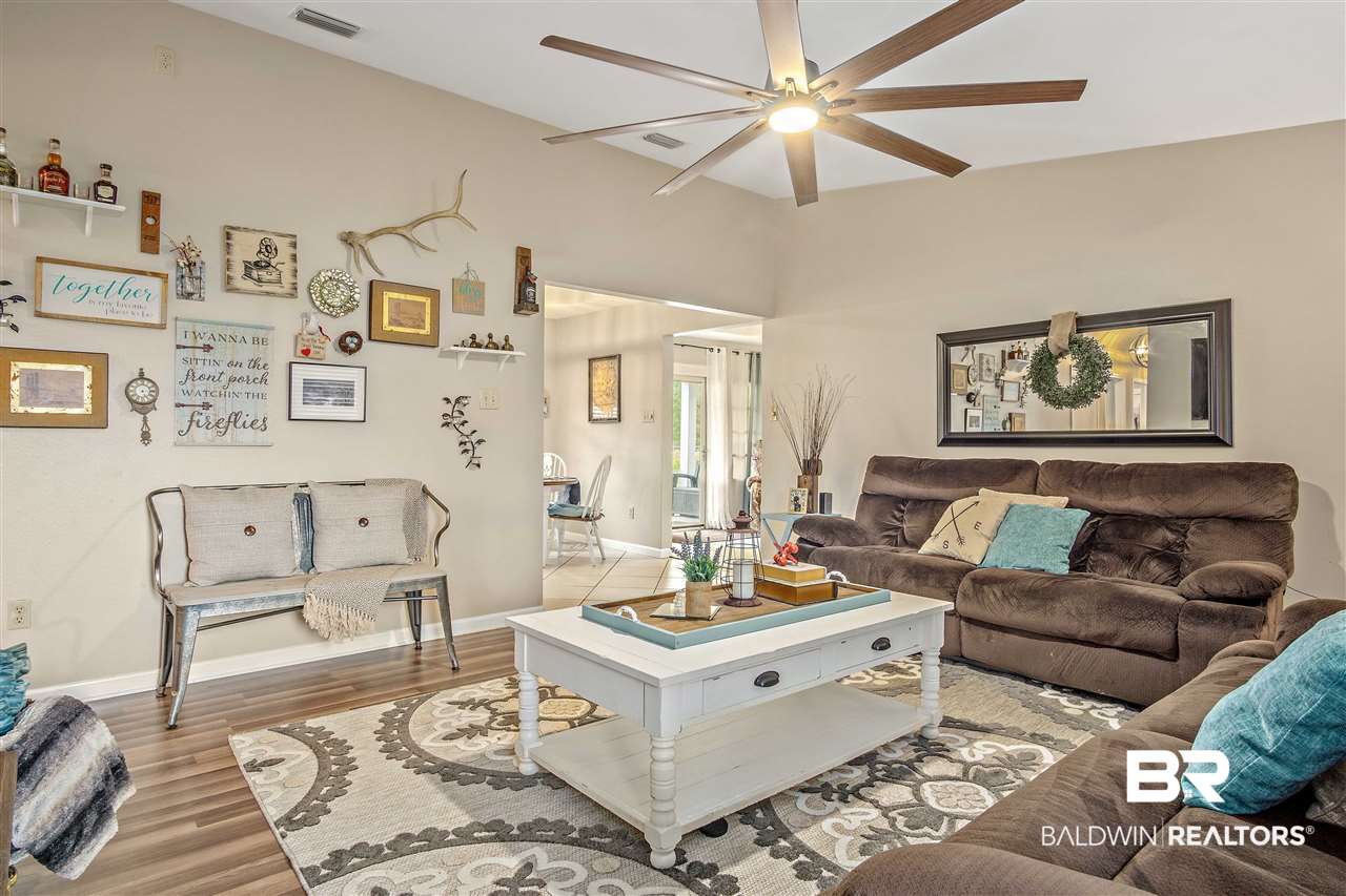 34760 Pine Road South Stapleton, AL 36578 - Photo 4 of 28 New Laminate Flooring