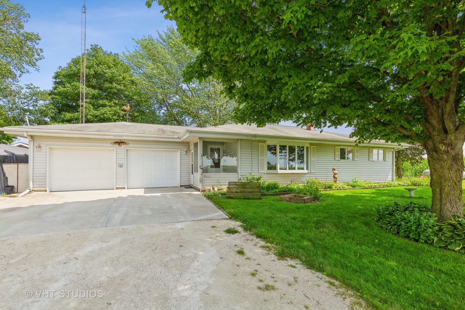 15354 Plank Road Sycamore, IL 60178 - Photo 2 of 28