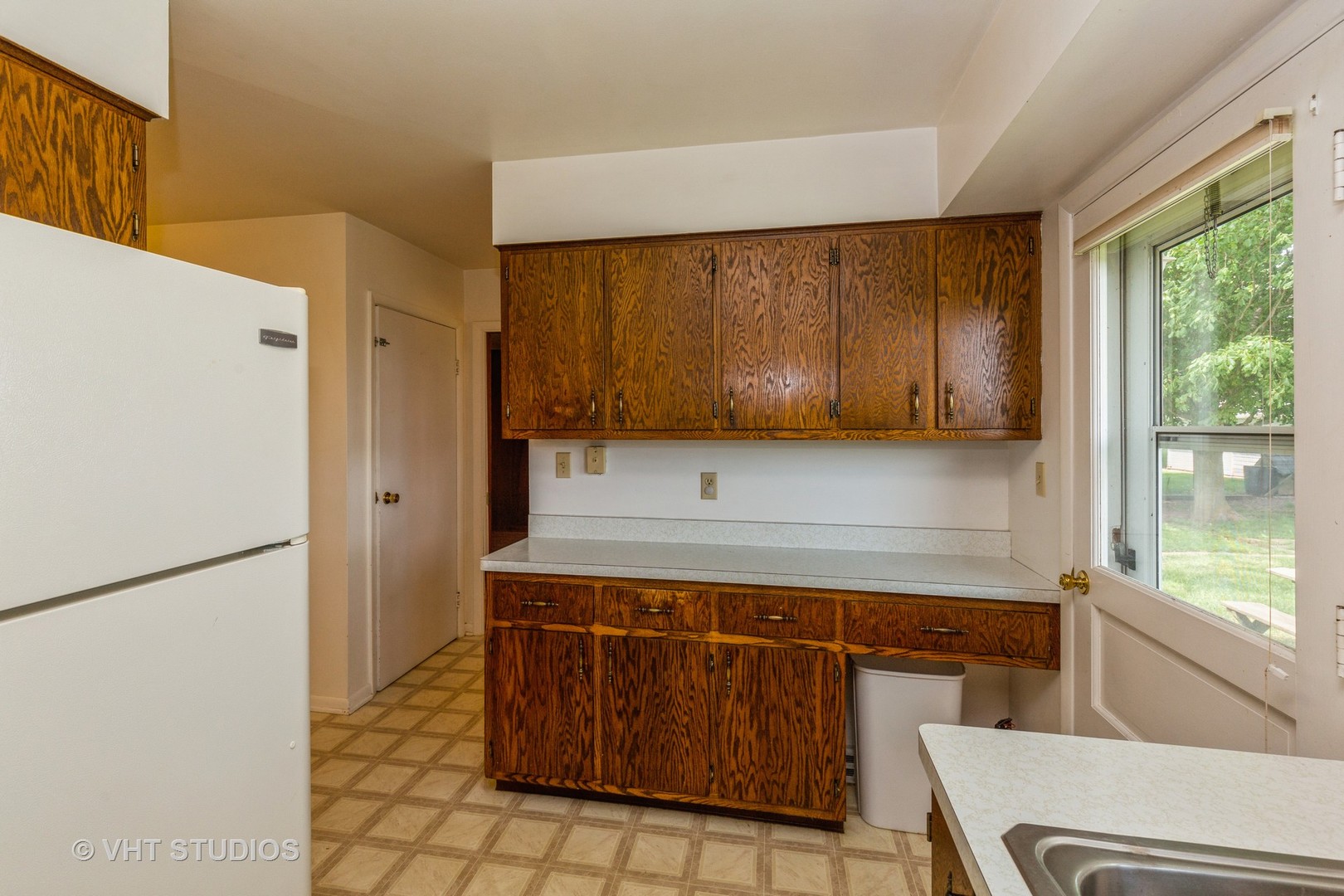 15354 Plank Road Sycamore, IL 60178 - Photo 11 of 28