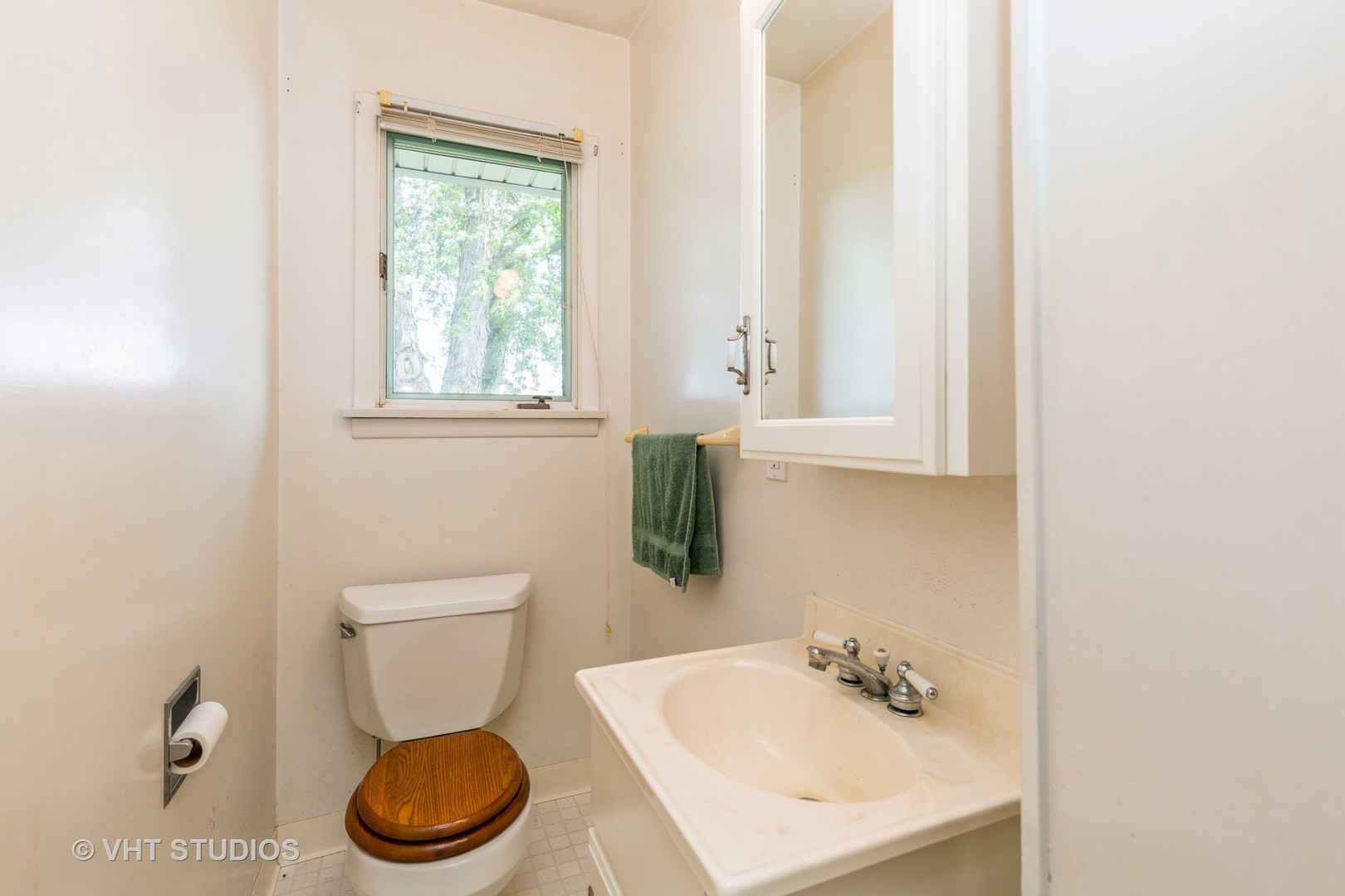 15354 Plank Road Sycamore, IL 60178 - Photo 8 of 28