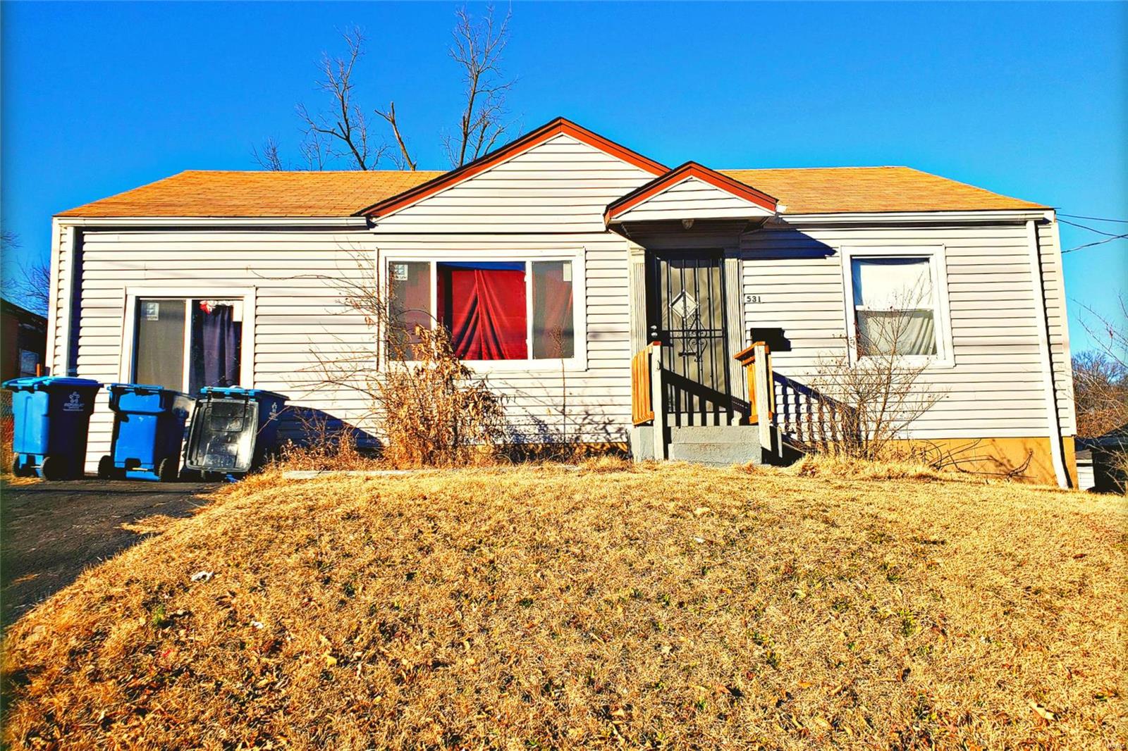 531 Chambers Road Ferguson, MO 63135 - Photo 2 of 2