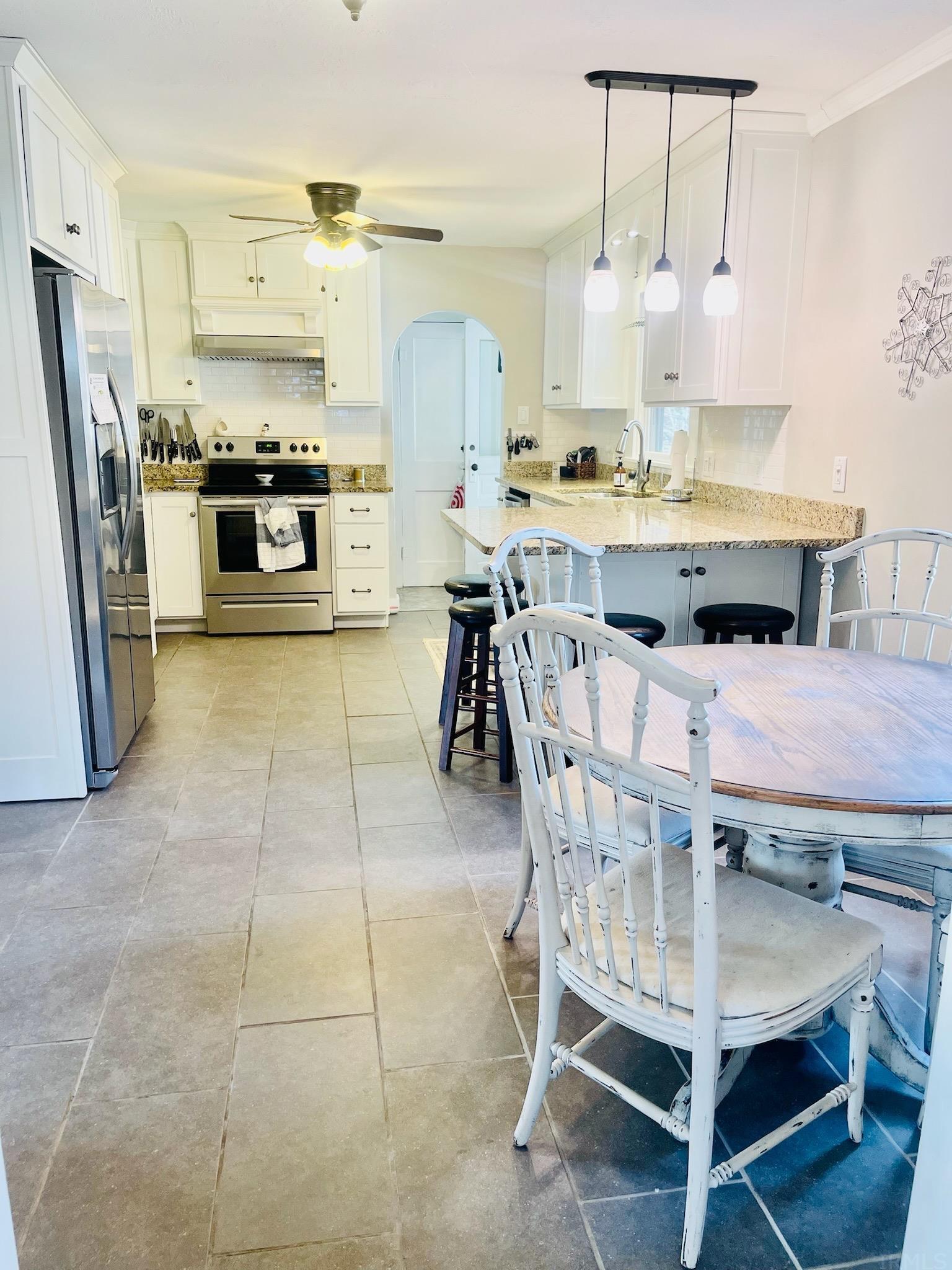 3029 River Bluff Road Bedford, IN 47421 - Photo 12 of 34