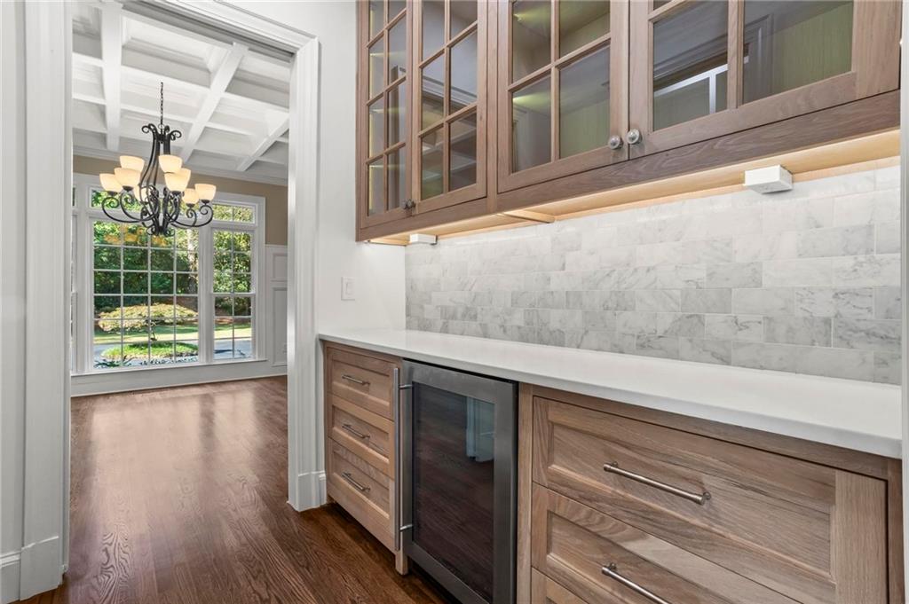 1235 West Garmon Road Northwest Atlanta, GA 30327 - Photo 15 of 46 a view of a kitchen cabinets and a window