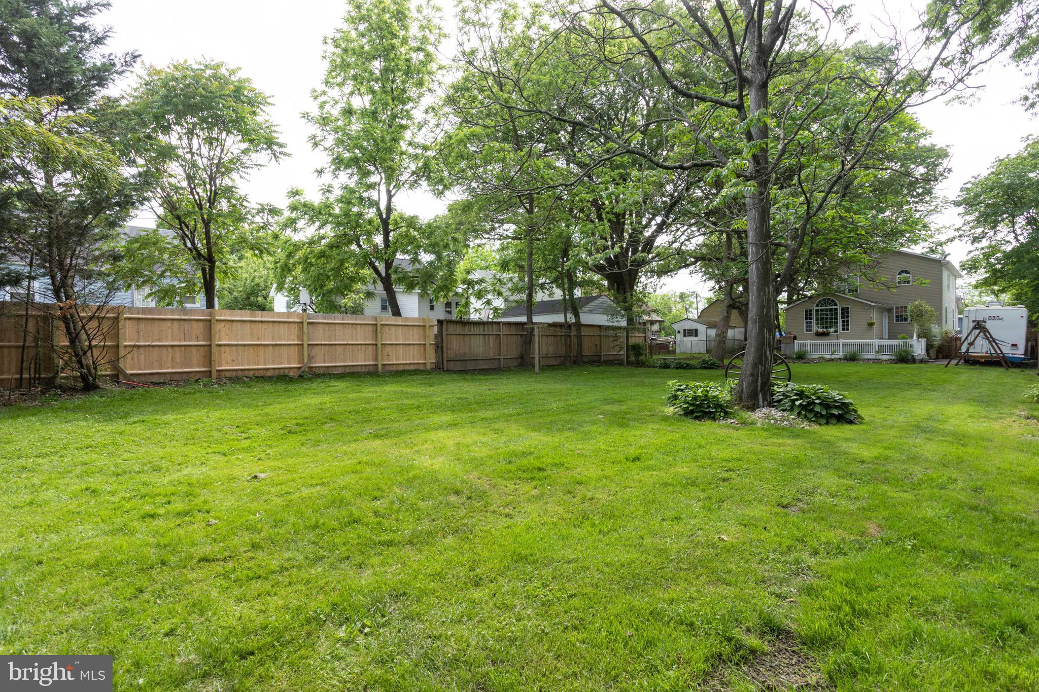 207 Riverside Road Baltimore, MD 21221 - Photo 34 of 36 Beautiful!