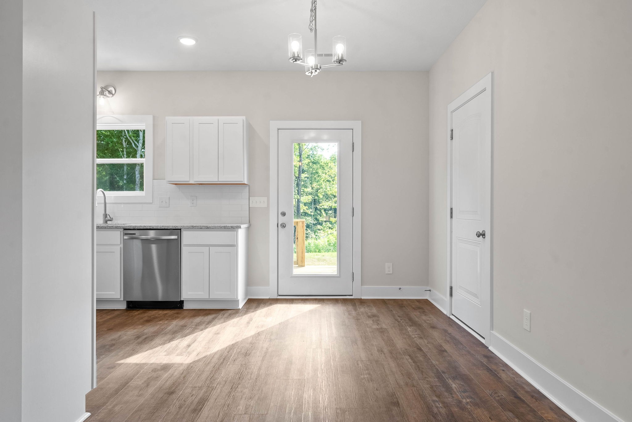 494 Ridge Top Court Clarksville, TN 37040 - Photo 8 of 32 Gallery Image 8