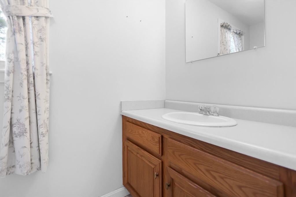 15 Stillwater Road Methuen, MA 01844 - Photo 10 of 19