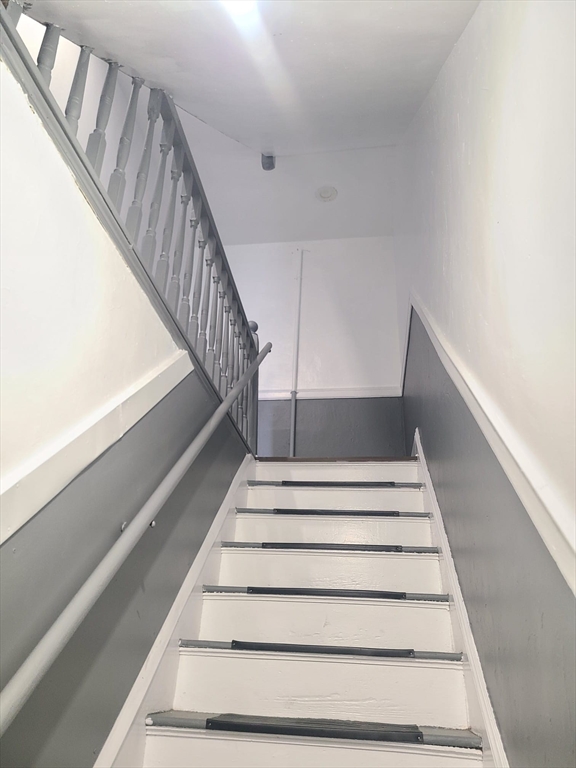 455 Washington Street Haverhill, MA 01832 - Photo 11 of 29 a view of entryway