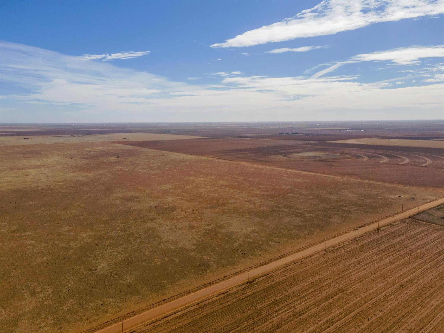 6844 Filly Road Lubbock, TX 79407 - Photo 4 of 12 a view of an ocean