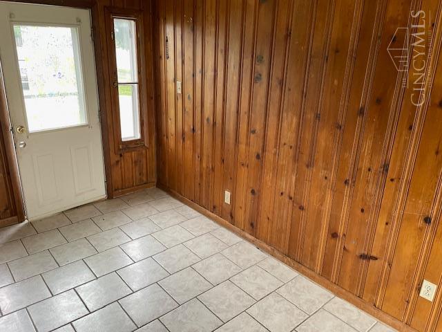 5591 Hamilton Trenton Road Trenton, OH 45067 - Photo 3 of 22