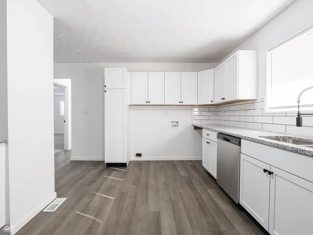 $324,900 | 7807 East 71st Street, Indianapolis, IN 46256