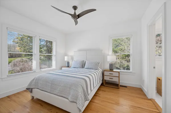 $40,000 | 10 Peconic View Court, Southampton, NY 11968