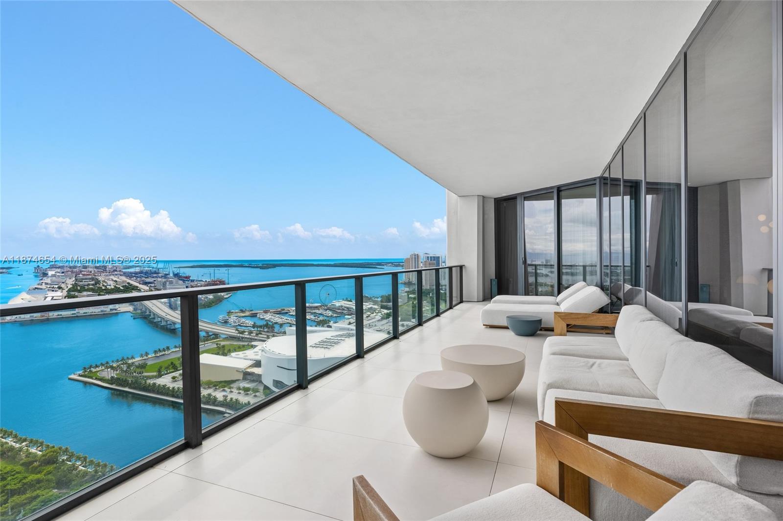 1000 Biscayne Boulevard, Unit 3801 Miami, FL 33132 - Photo 24 of 31 a living room with furniture