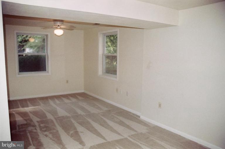 4901 Split Rock Road Alexandria, VA 22310 - Photo 16 of 19 Fresh paint & new carpet!