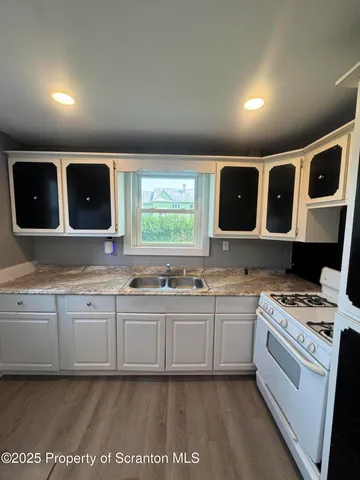 $1,200 | 1021 Wheeler Avenue, Scranton, PA 18510