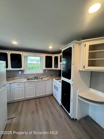 $1,200 | 1021 Wheeler Avenue, Scranton, PA 18510