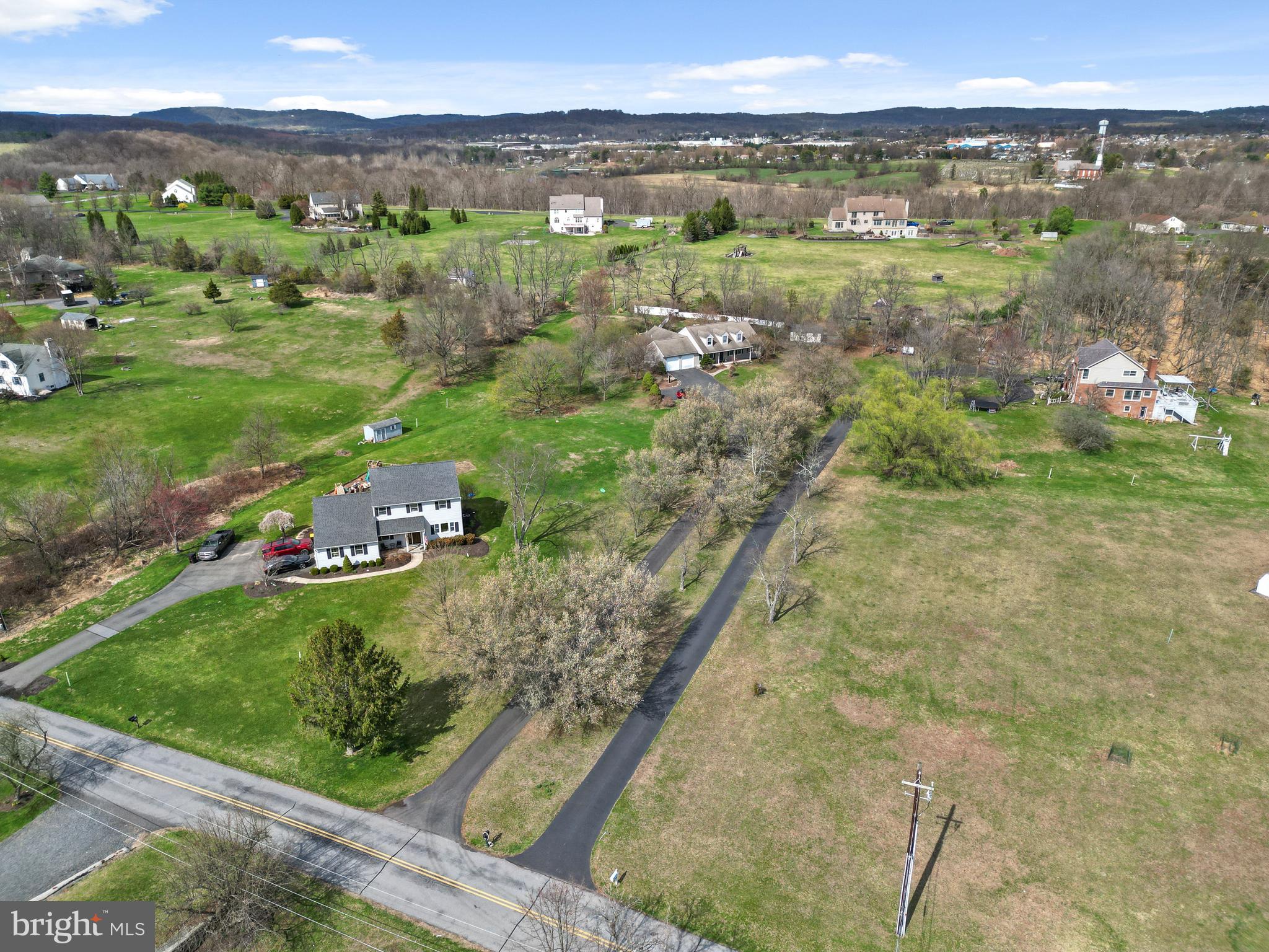 2645 West Buck Road East Greenville, PA 18041 - Photo 48 of 55 a view of a city