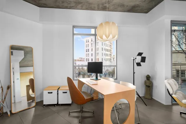 $499,000 | 801 Ash Street, Unit 405, San Diego, CA 92101