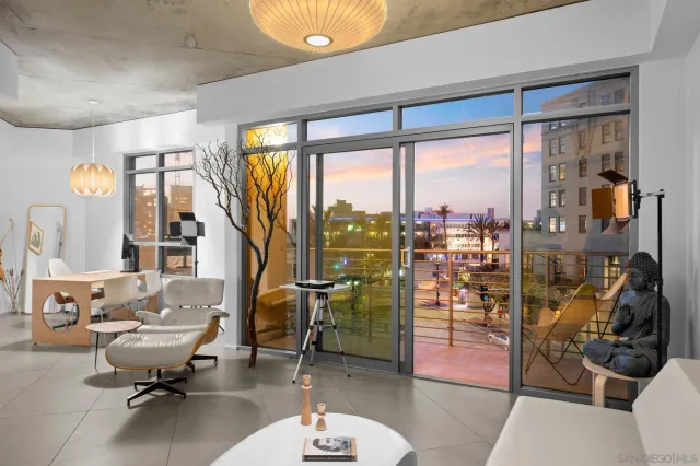 $499,000 | 801 Ash Street, Unit 405, San Diego, CA 92101