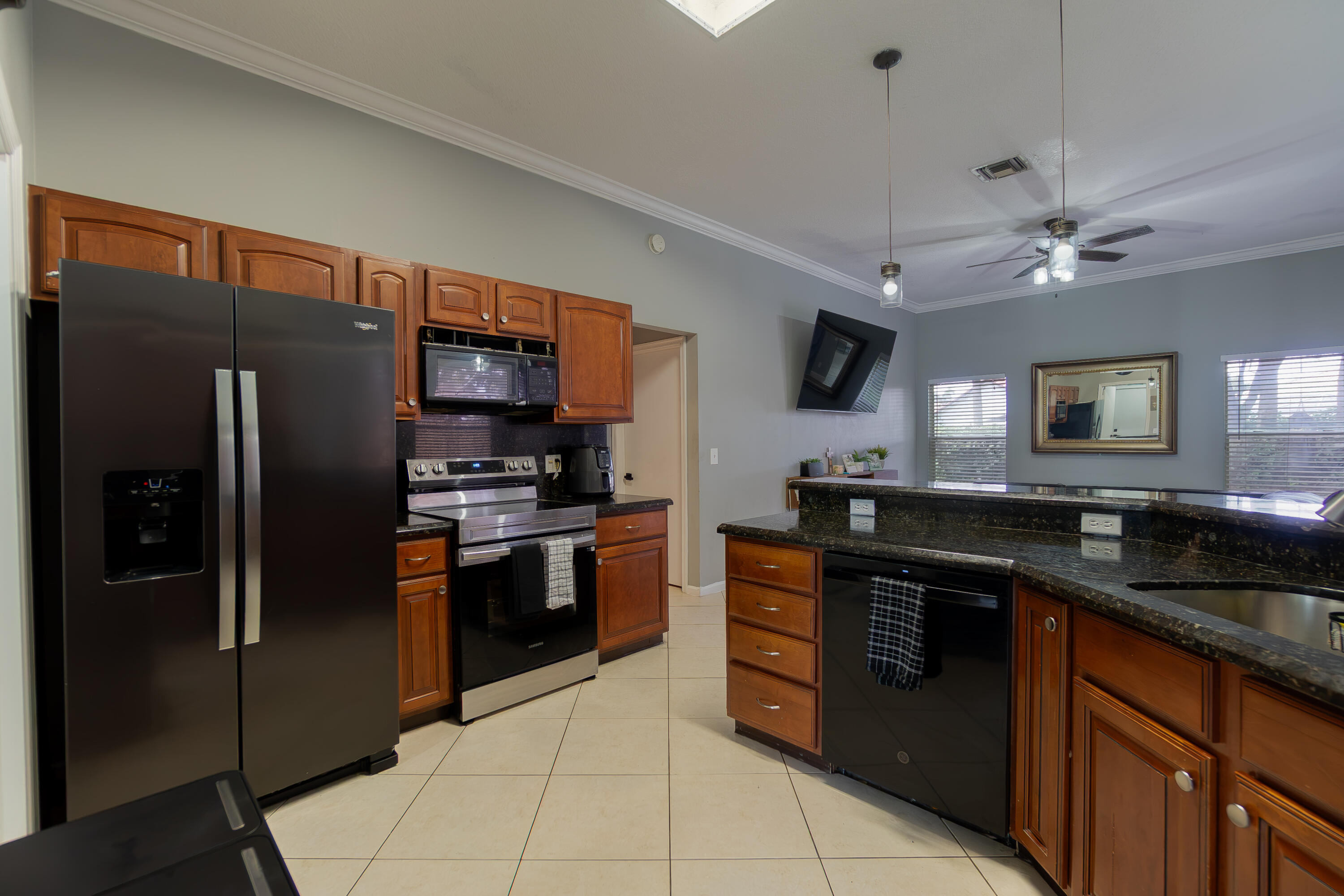 149 Cove Road Greenacres, FL 33413 - Photo 6 of 29 16-print-DSC06401