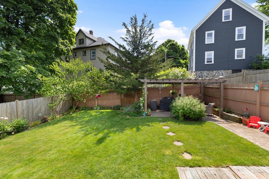 6 Rowell Avenue Beverly, MA 01915 - Photo 26 of 28