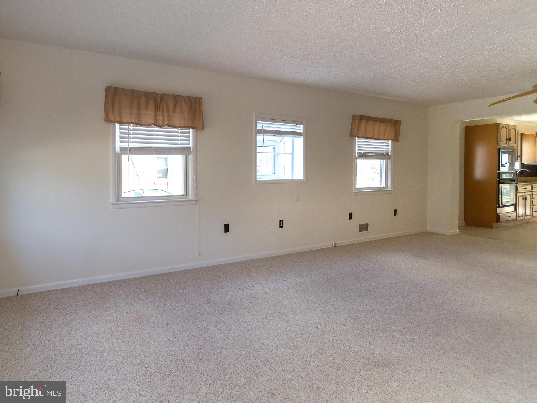 710 Beards Hill Road Aberdeen, MD 21001 - Photo 3 of 30 Family Room