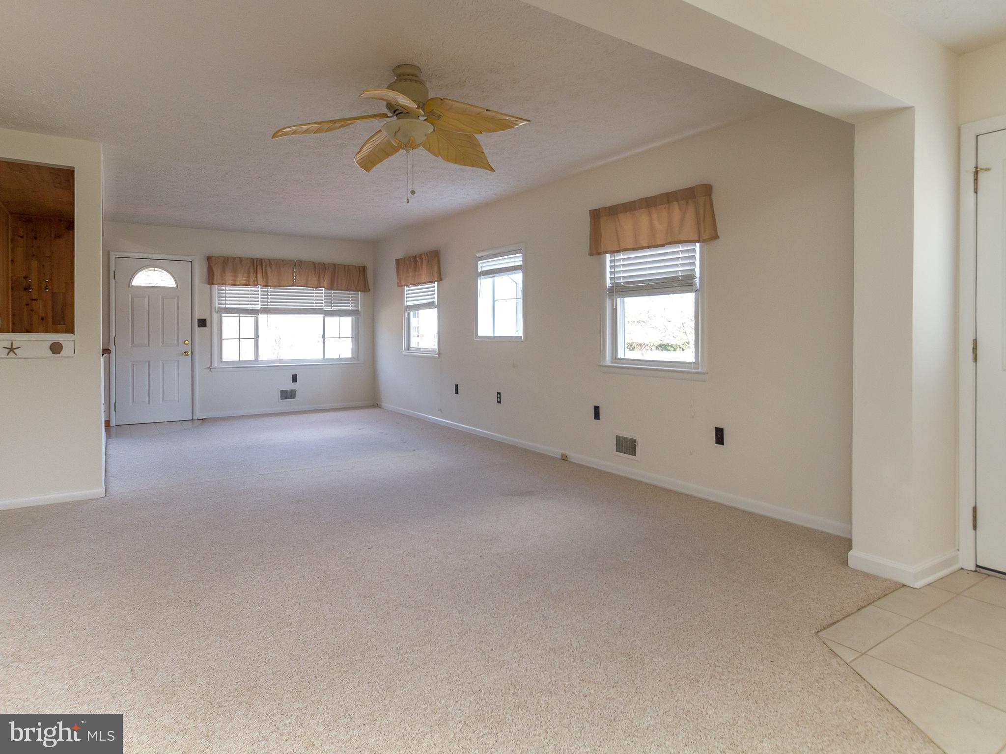 710 Beards Hill Road Aberdeen, MD 21001 - Photo 6 of 30 Family Room