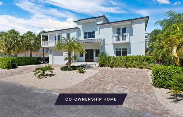 $425,000 | 220 14th Street, Key Colony Beach, FL 33051