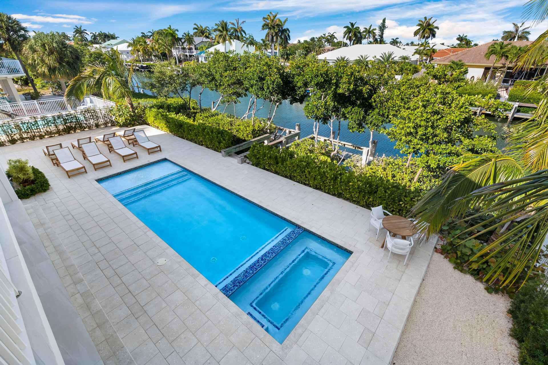 220 14th Street Key Colony Beach, FL 33051 - Photo 22 of 36 22