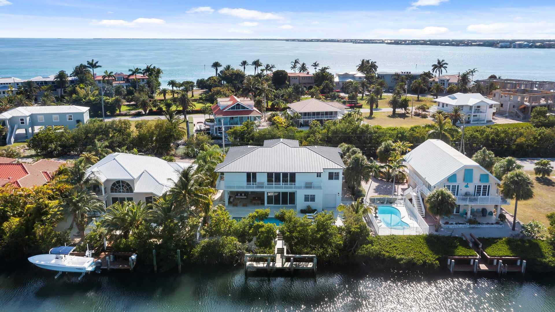 220 14th Street Key Colony Beach, FL 33051 - Photo 31 of 36 31