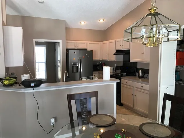 $3,200 | 5010 44th Street West, Bradenton, FL 34210