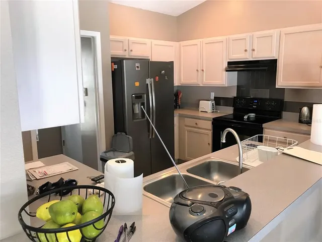 $3,200 | 5010 44th Street West, Bradenton, FL 34210