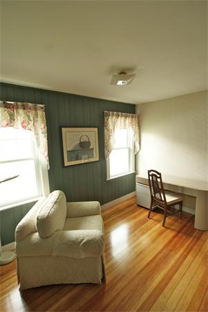 45 Greaton Road Boston, MA 02132 - Photo 9 of 23 Gallery Image 9