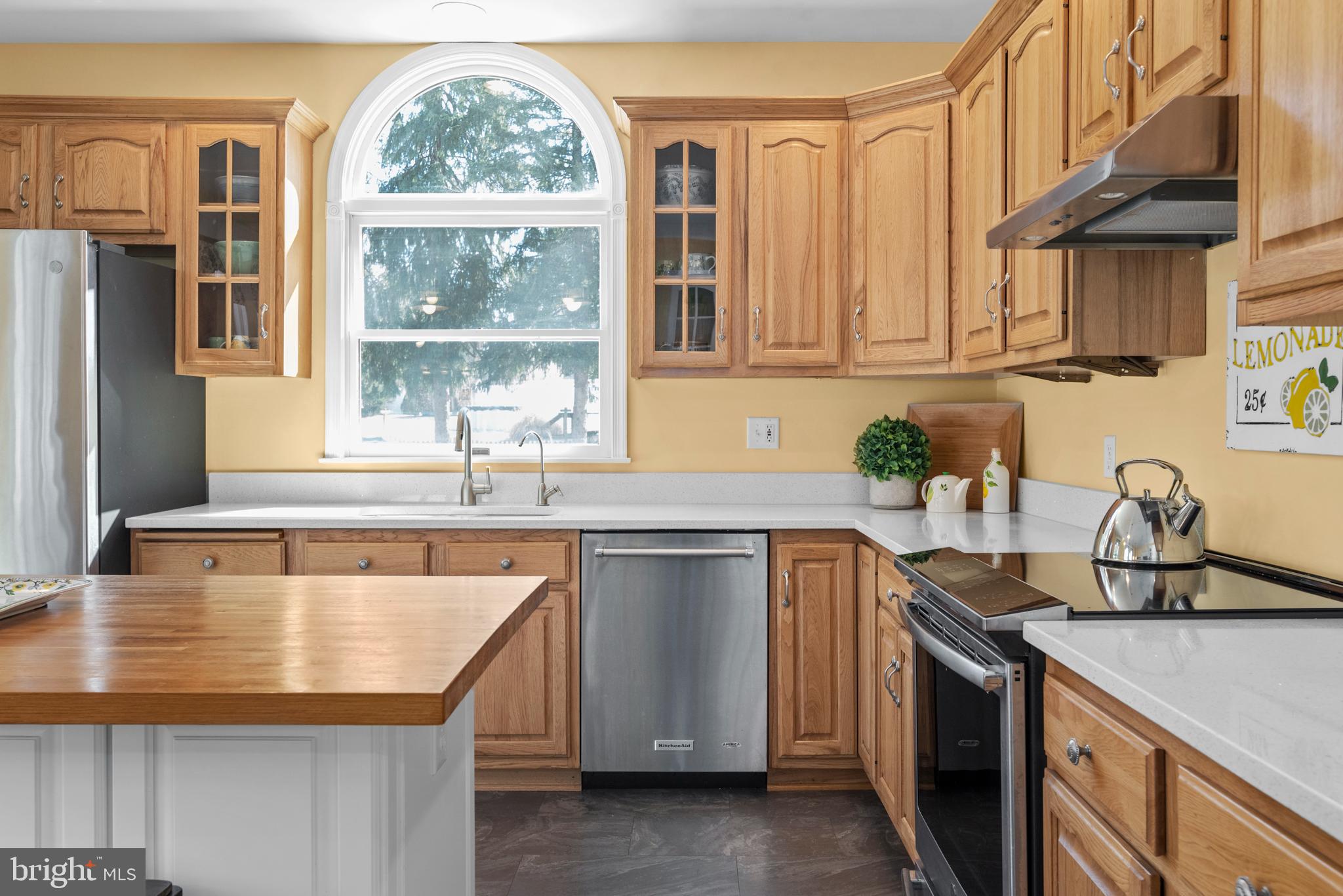 903 Reece Road Severn, MD 21144 - Photo 29 of 54 Quartz countertops