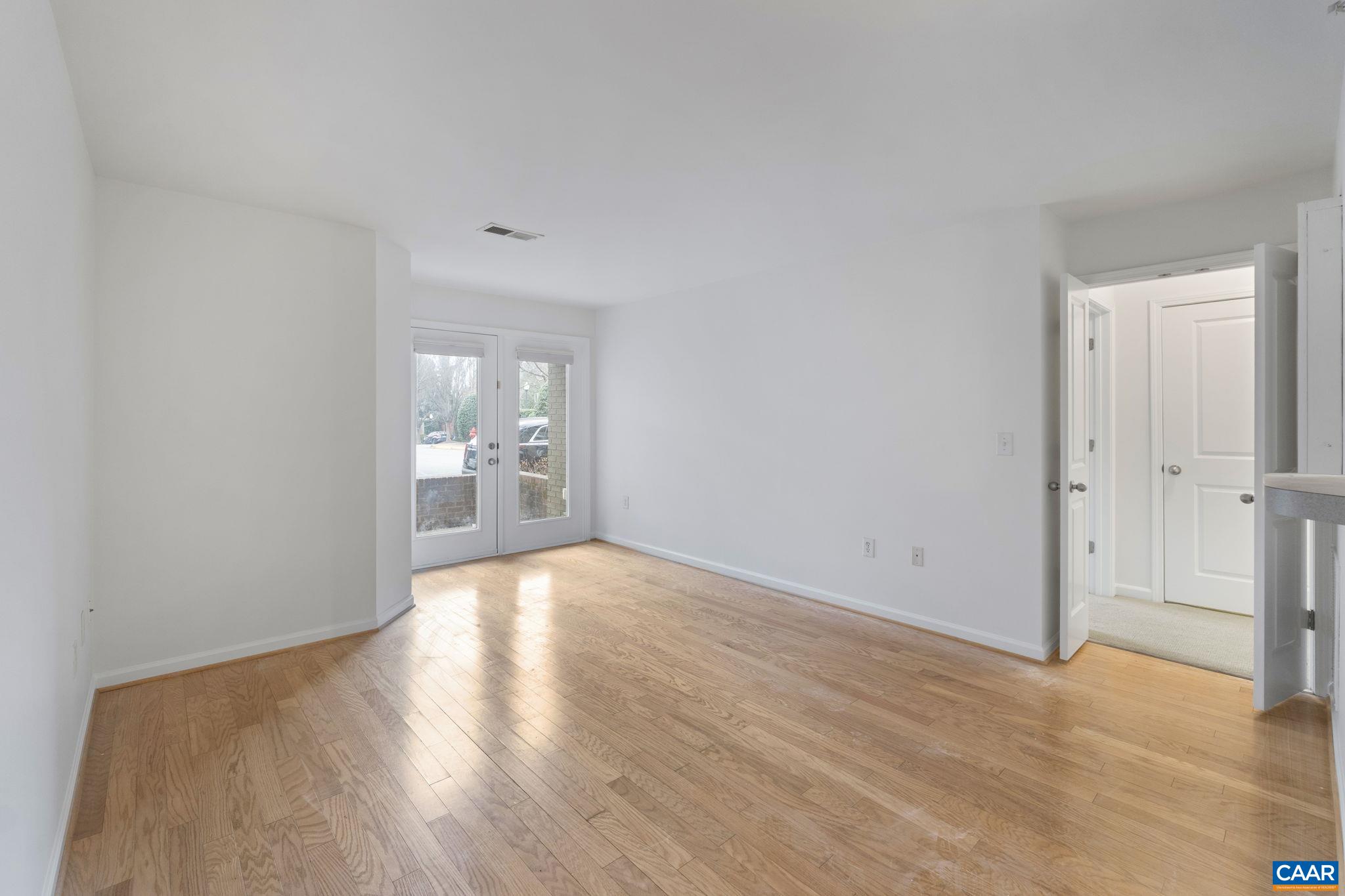 765 Walker Square, Unit 1A Charlottesville, VA 22903 - Photo 14 of 25