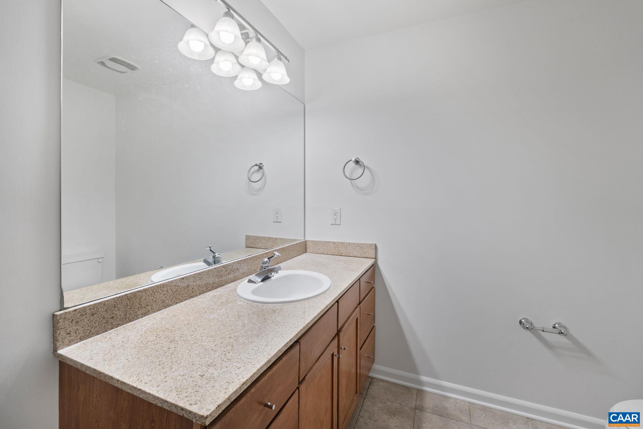 765 Walker Square, Unit 1A Charlottesville, VA 22903 - Photo 17 of 25