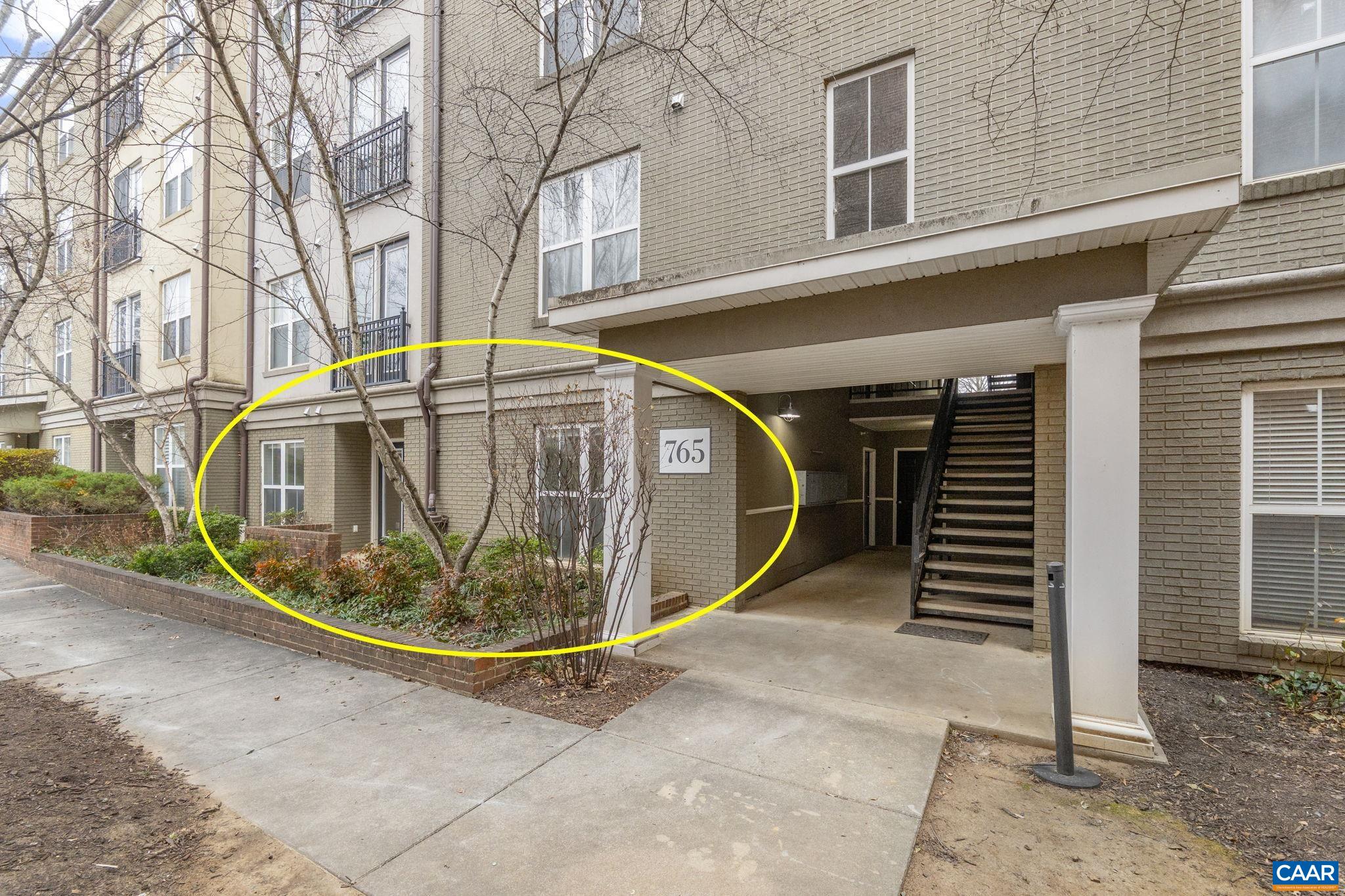 765 Walker Square, Unit 1A Charlottesville, VA 22903 - Photo 2 of 25