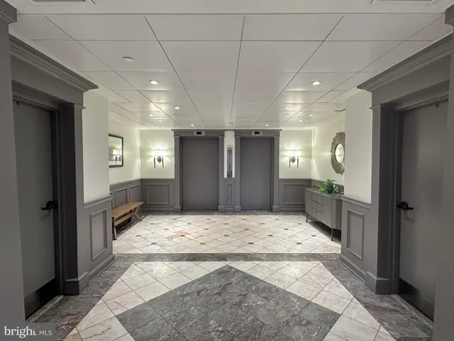 $2,500 | 1600 Prince Street, Unit 611, Alexandria, VA 22314