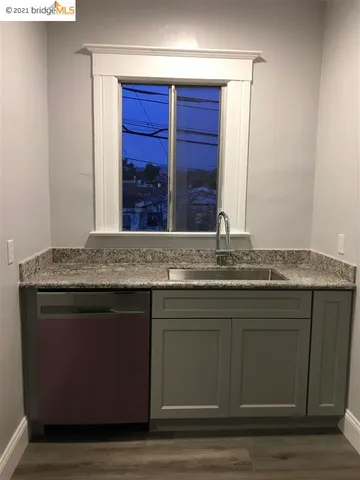 $3,100 | 1076 43rd Street, Unit UPPR, Emeryville, CA 94608