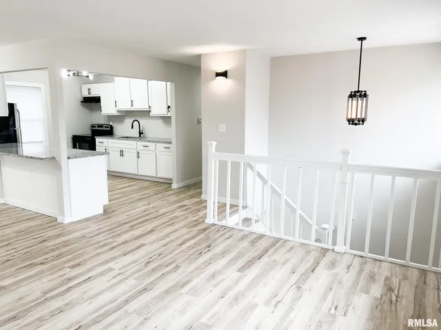 $184,900 | 2230 Winnebago Court, Peoria, IL 61614