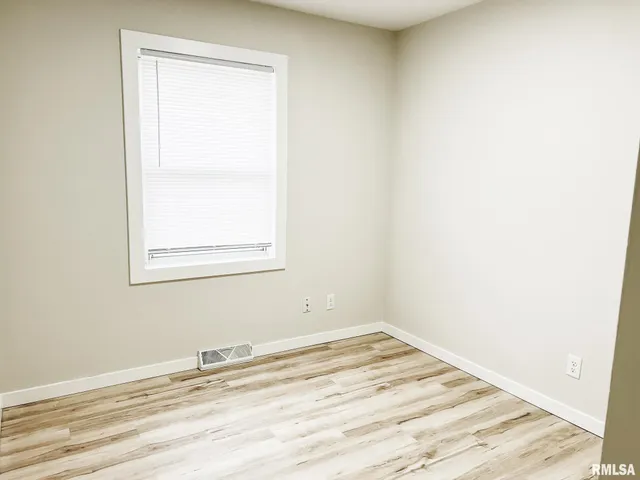 $184,900 | 2230 Winnebago Court, Peoria, IL 61614