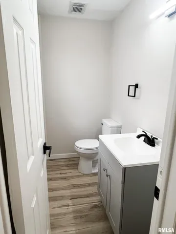 $184,900 | 2230 Winnebago Court, Peoria, IL 61614