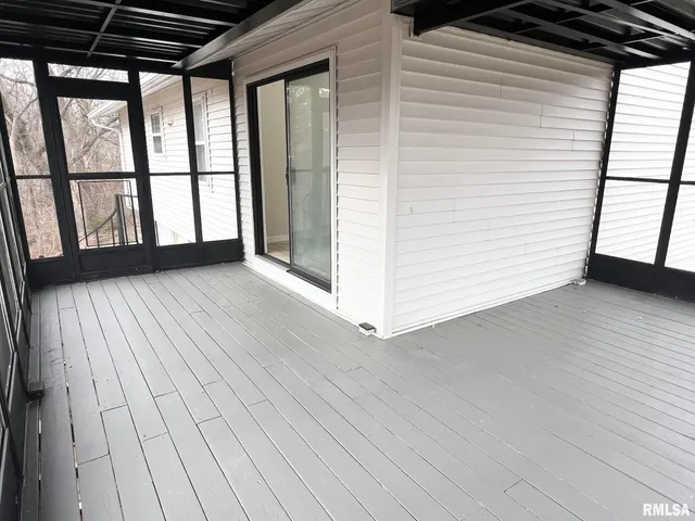 $184,900 | 2230 Winnebago Court, Peoria, IL 61614