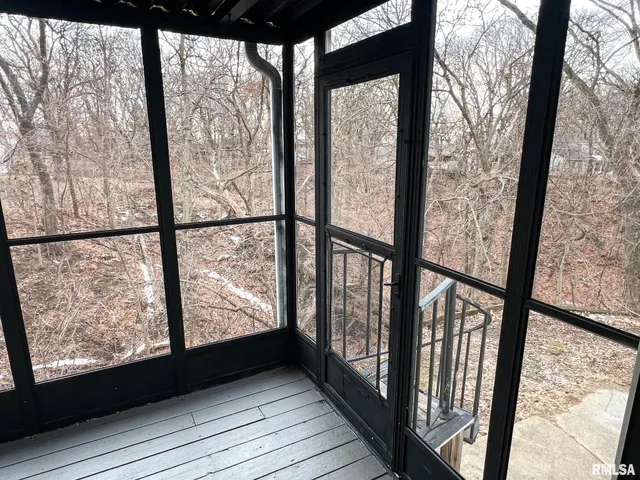 $184,900 | 2230 Winnebago Court, Peoria, IL 61614