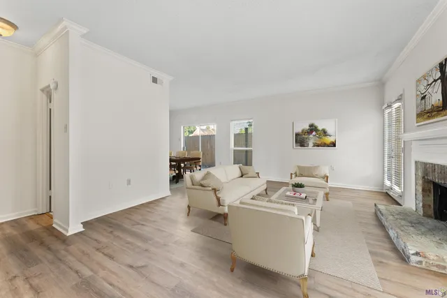 $129,900 | 8155 Jefferson Highway, Unit 610, Baton Rouge, LA 70809