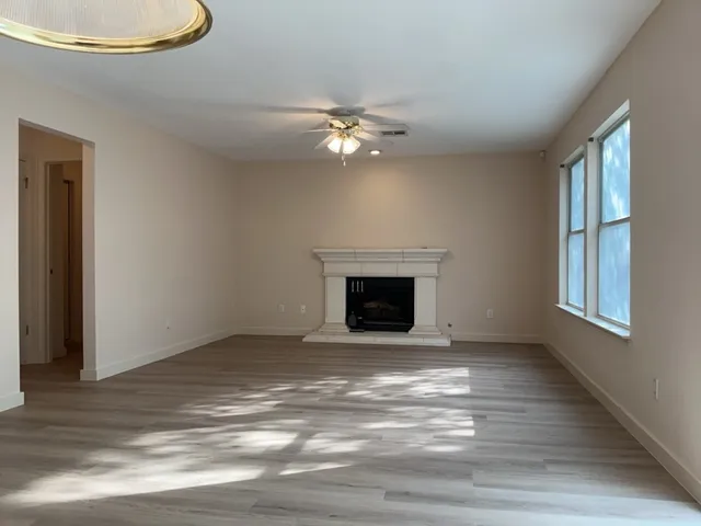 $1,995 | 1511 Thibodeaux Drive, Round Rock, TX 78664