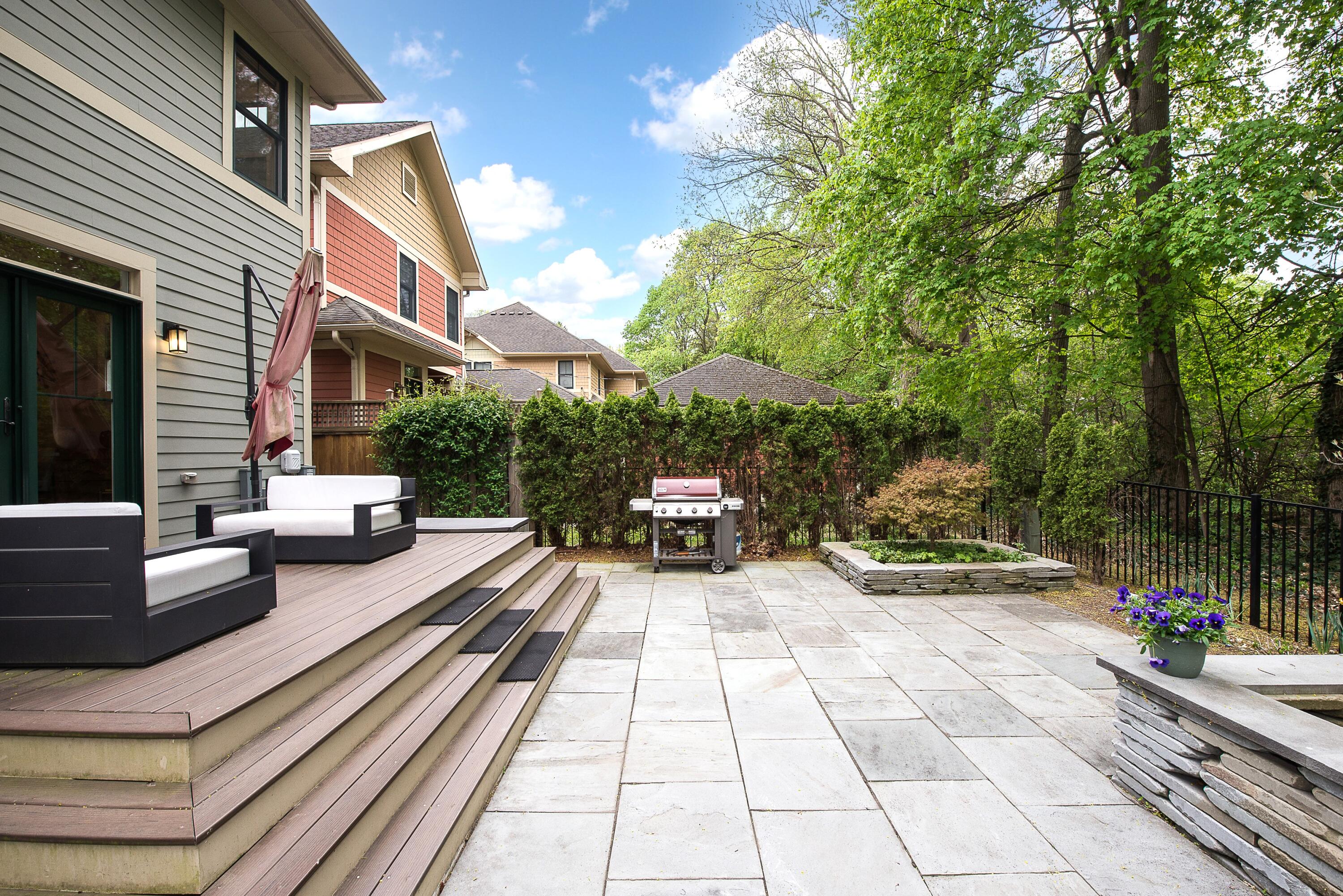 1614 Cambridge Road Ann Arbor, MI 48104 - Photo 27 of 64 19 patio