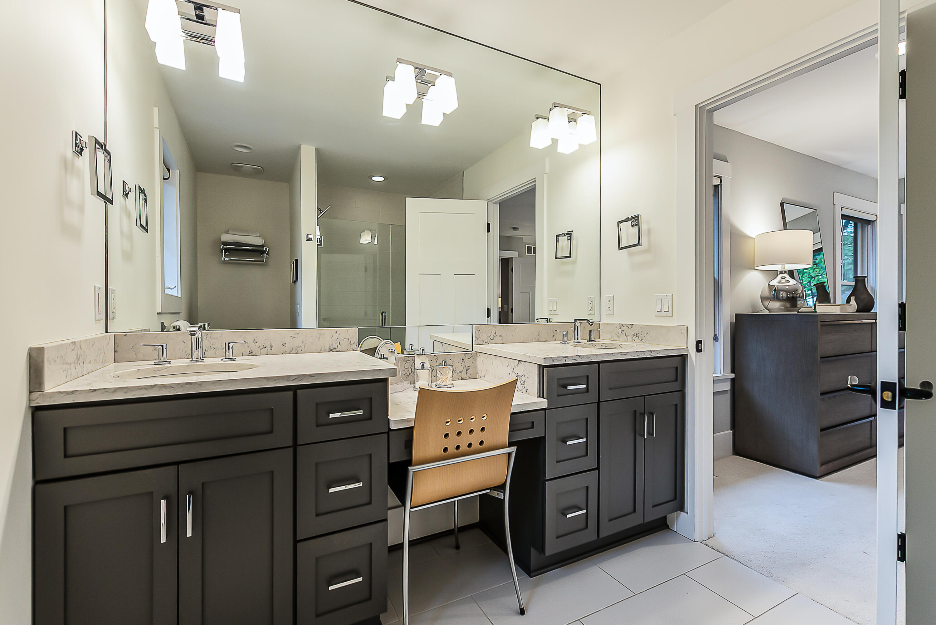 1614 Cambridge Road Ann Arbor, MI 48104 - Photo 36 of 64 27 primary bath